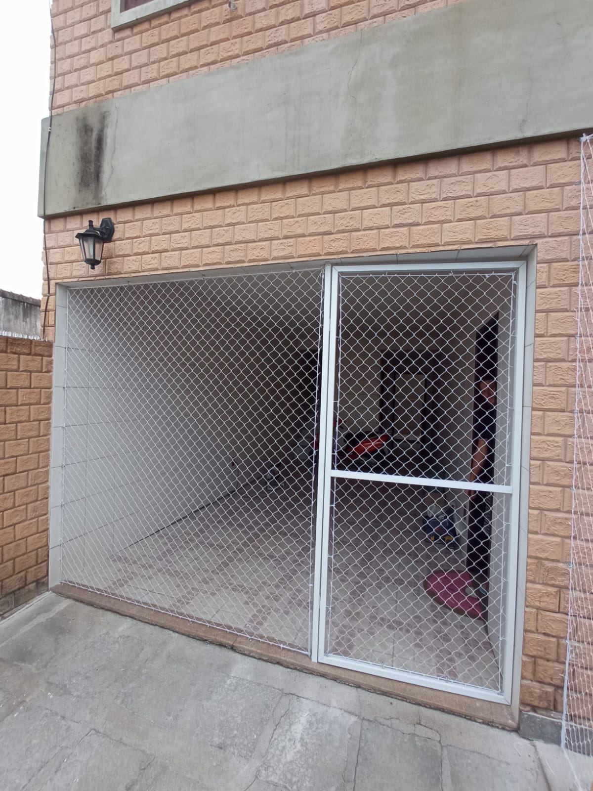 Estrutura de Fechamento de Gatil SegLar