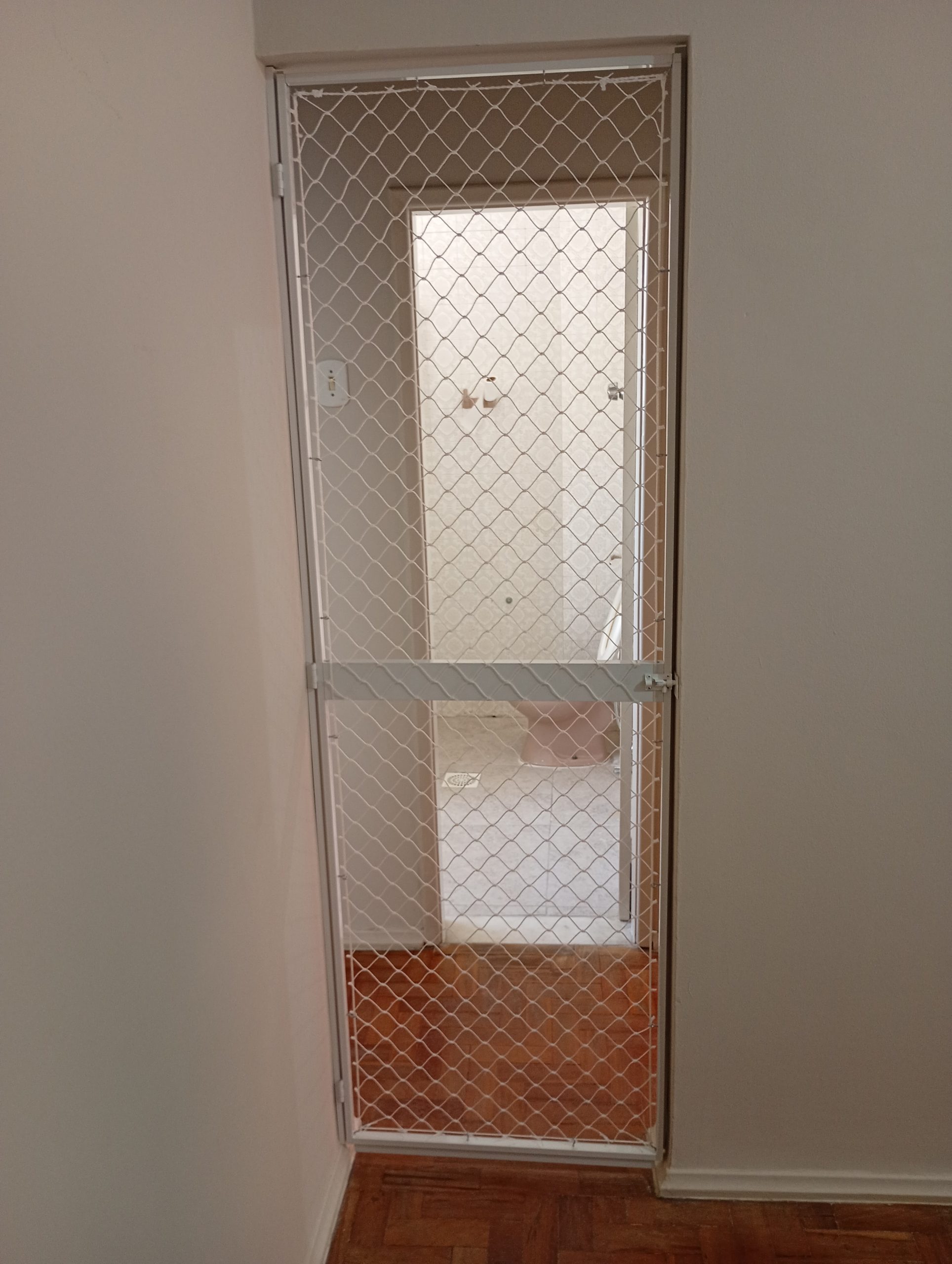 Estrutura segura para gatos